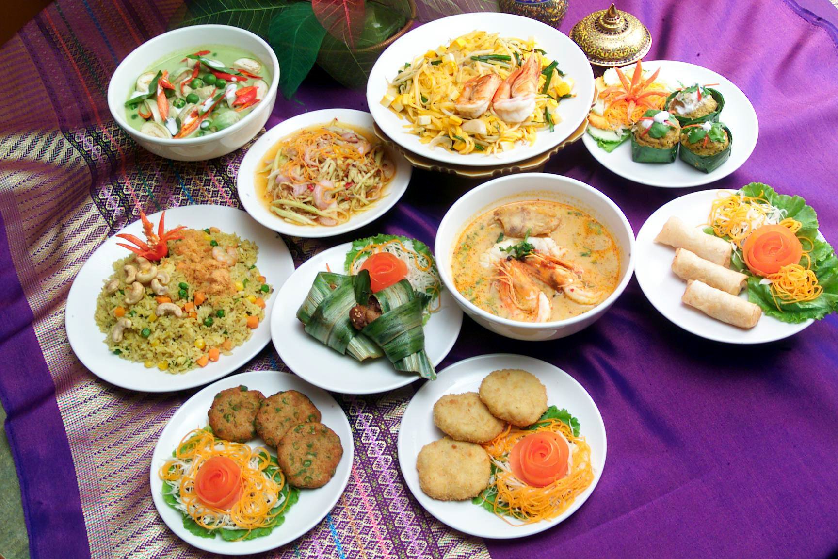 4 Must Try Thai Buffet Caterers to Satisfy Your Thai Food Cravings!